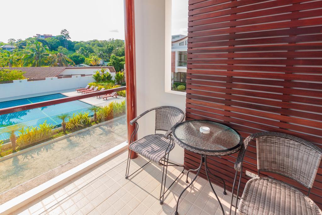 Genesis Villa Rawai Exterior photo
