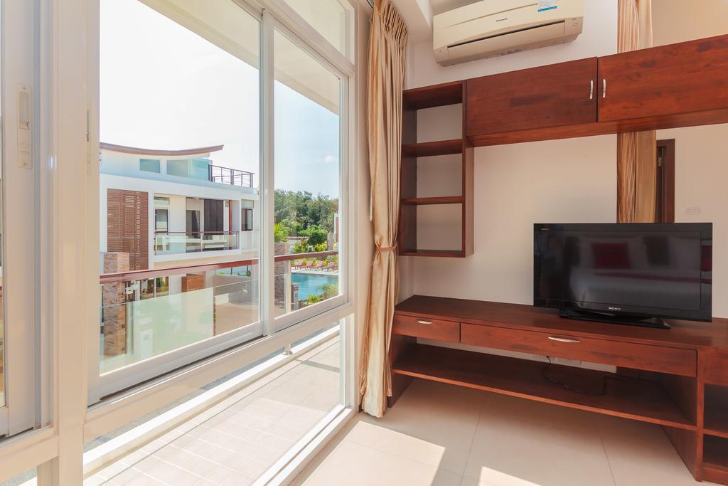 Genesis Villa Rawai Exterior photo